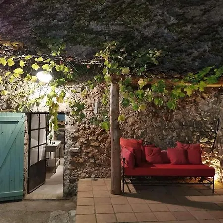 La Bastide Du Capelier - *